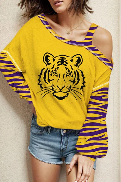 Blowout Deals Tiger Graphic Asymmetrical Neck Long Sleeve T-Shirt
