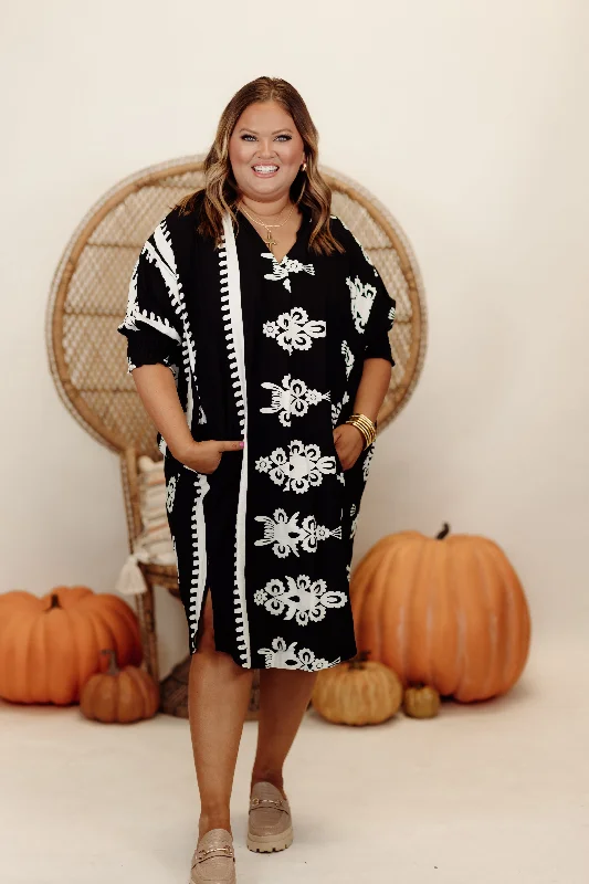 Price Smash Black Abstract Printed Collared Midi Dress