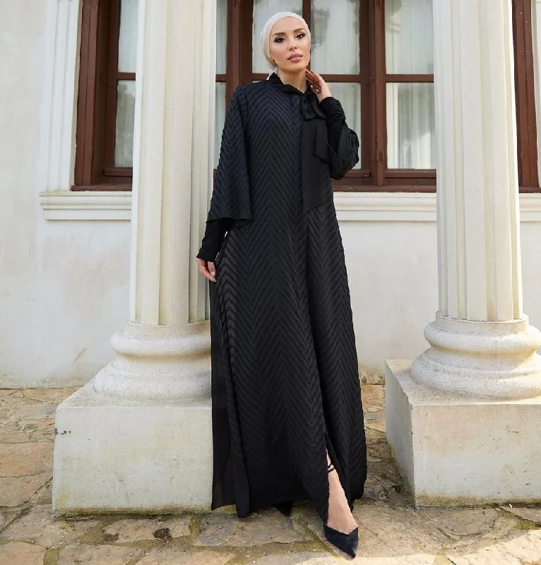 Best Bargains Modest Muslim Woman's Zigzag Patterned Abaya - 36120 Black