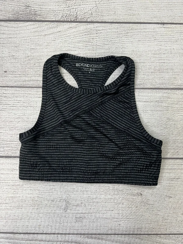 Price Meltdown Athletic Bra By Beyond Yoga In Grey, Size: S