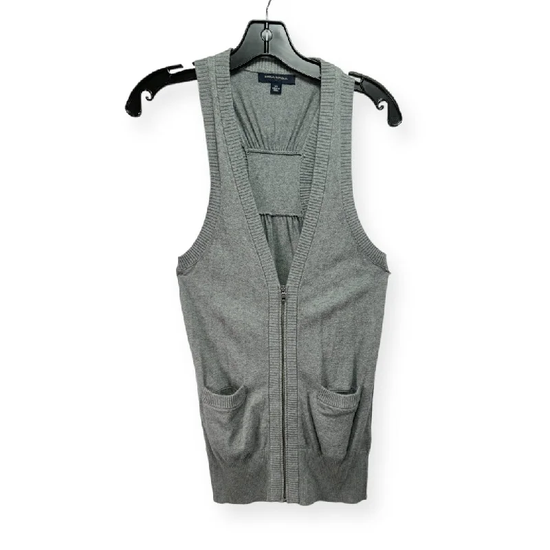 Year-End Sale Grey Vest Sweater Banana Republic, Size Xs