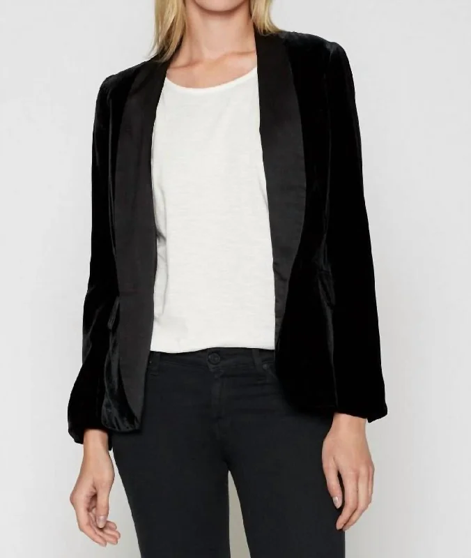 Can't Miss Mehira Velvet Jacket In Caviar