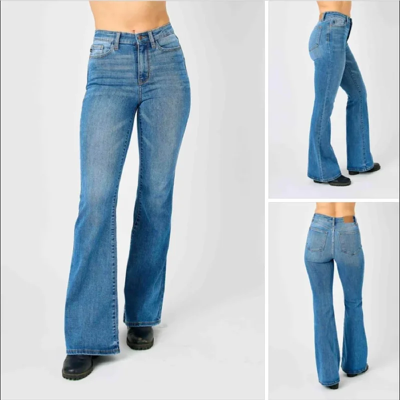 Final Markdown Flare Jeans In Blue