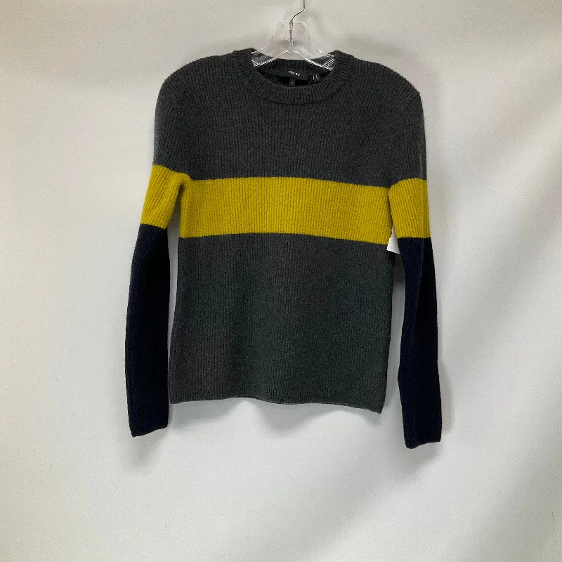 Price Buster Sweater By Theory In Grey, Size: S