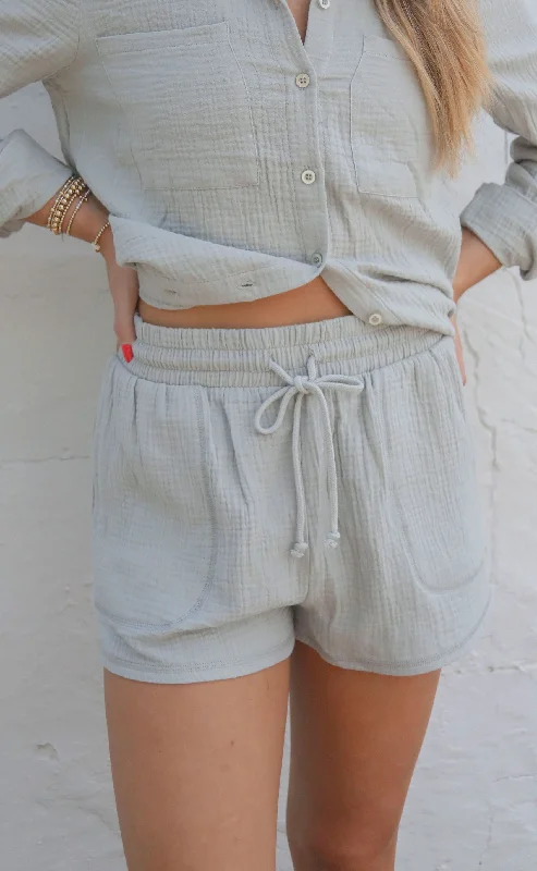 Amazing Deals z supply: sunny shorts - pale jade